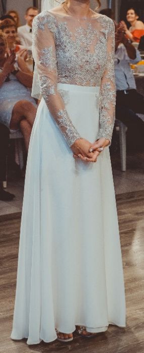 Piękna, prosta, rustykalna suknia ślubna