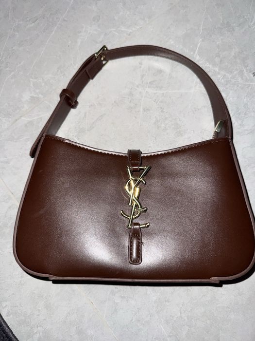 Жіноча сумка Yves Saint Laurent