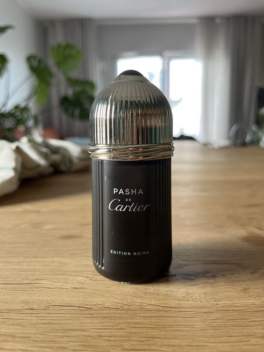 Pusty flakon po perfumach Cartier Pasha Édition Noire 50 ml