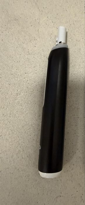 Szczoteczka Oral-B  iO 3