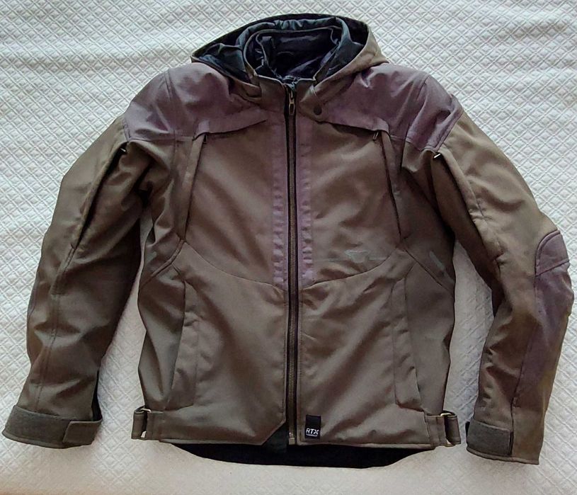 Casaco motard da marca MACNA, modelo Territor, cor verde. Como novo