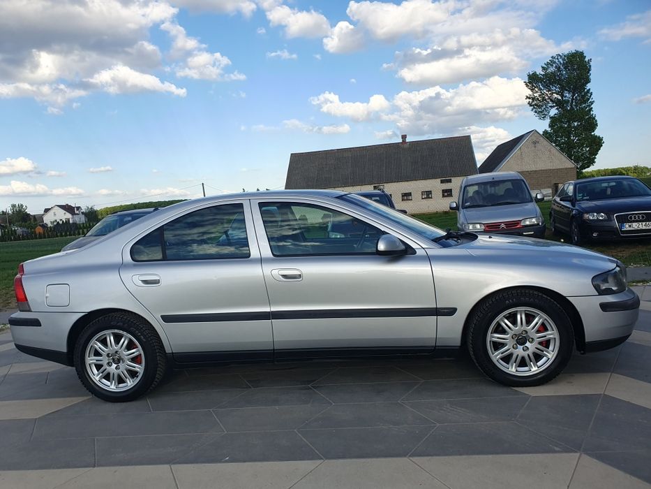 * * VOLVO S60 * * 2002r * * 2.4D * * Automat * * Bardzo Ładny Stan * *