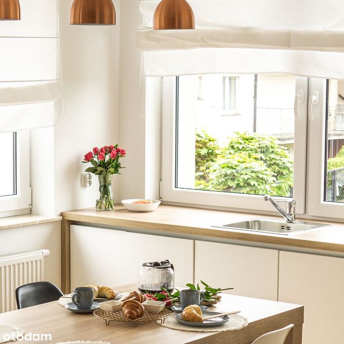 Dwa zarabiające apartamenty 600 m. do morza w Jastrzębiej Górze.