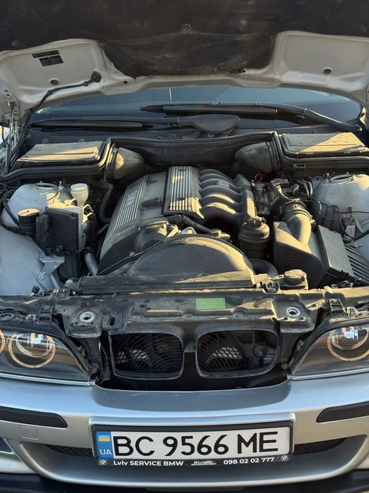Продам Bmw e39 528i