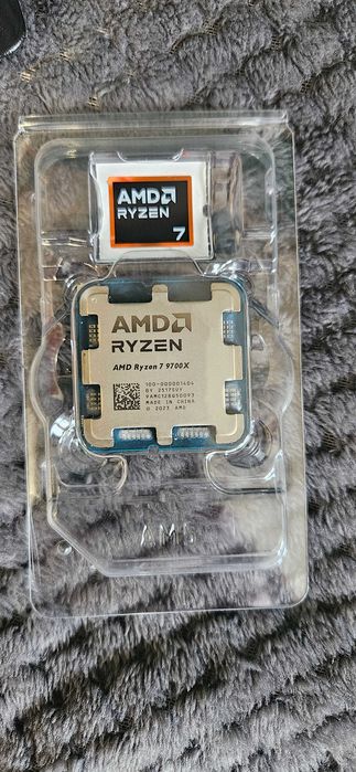 Procesor AMD Ryzen 7 9700X