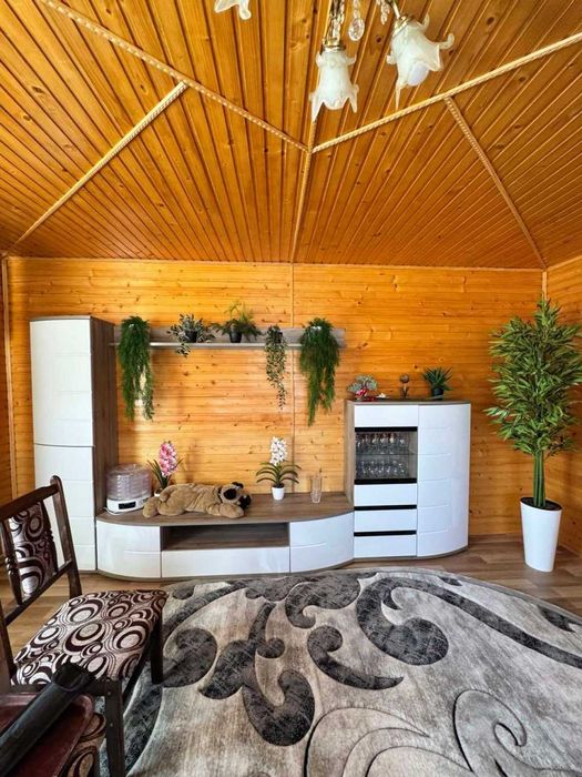 Продається приватний будинок в м.Яремче