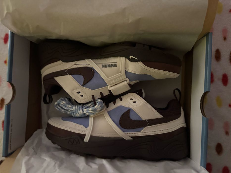 Travis Scott  leche blue 41 originais  novos a estrear