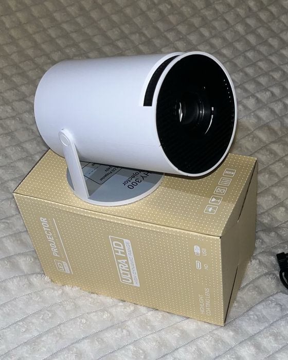 Проектор з WiFi і Bluetooth HY300/ Android 11
