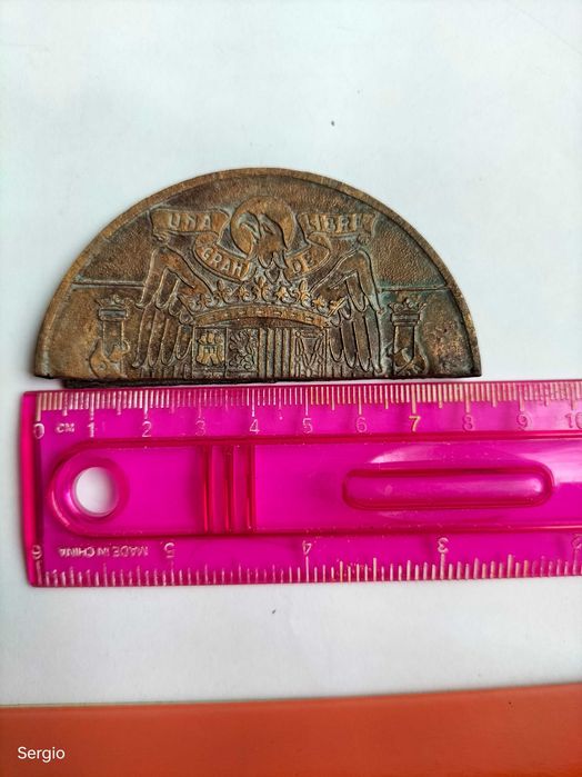 Emblema de bronze vintage franquista Espanha Лот 222