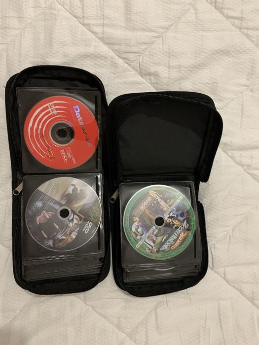 Estojos para CDs da mitsai com vários filmes para crianças