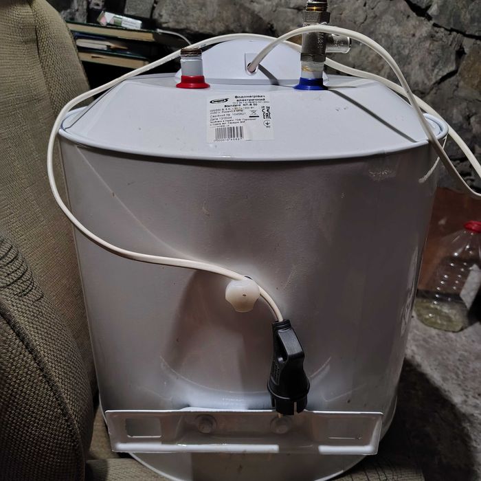 Водонагрівач електричний