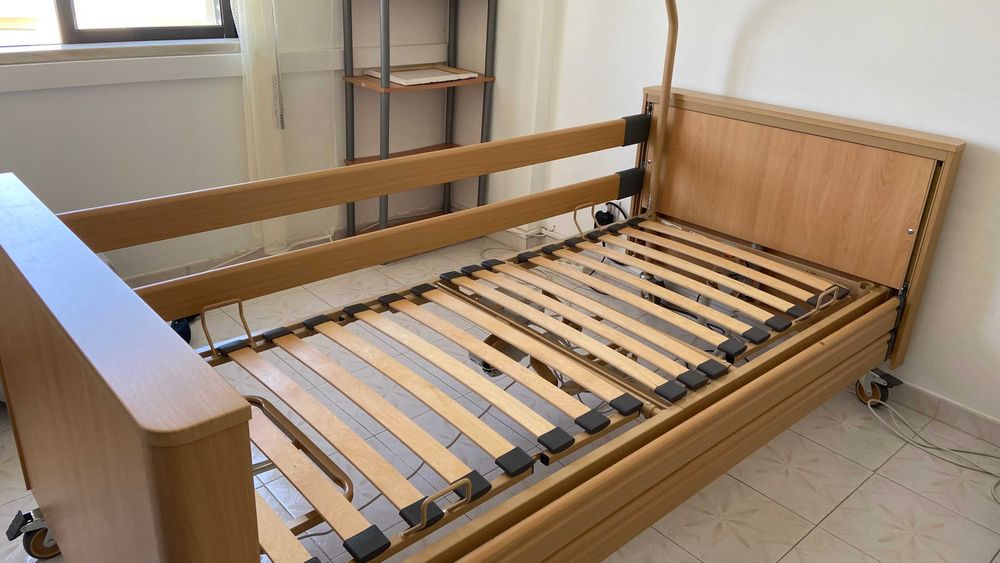 CAMA articulada elétrica de ELEVAÇÃO e INCLINAÇÃO como nova