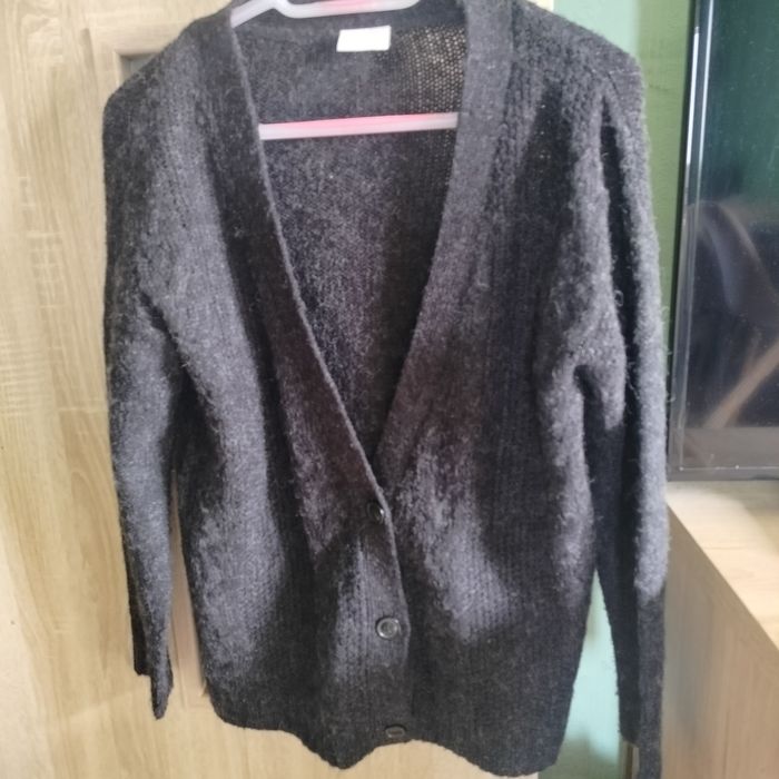Sweter damski kardigan Vila dekolt V czarny guziki M L