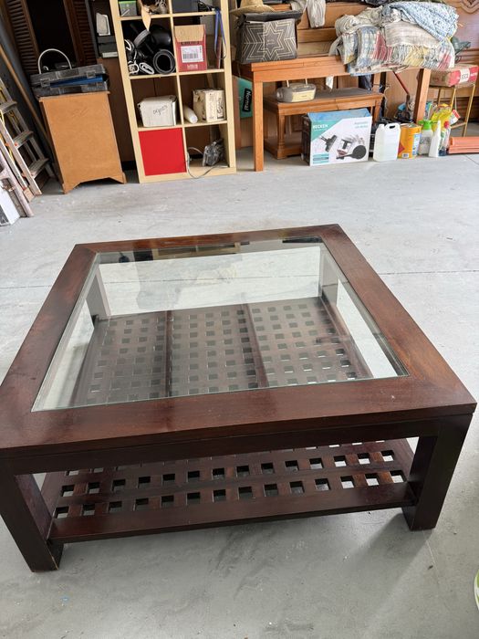 Mesa de madeira centro sala