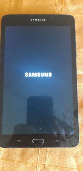 Tablet Samsung A6 t280 ler discrição.
