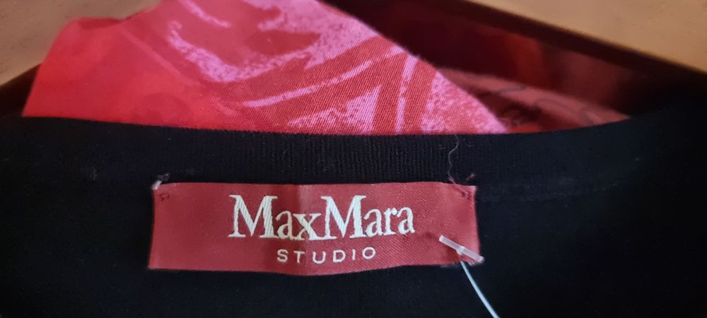 Max Mara studio  czarna suknia klasyk