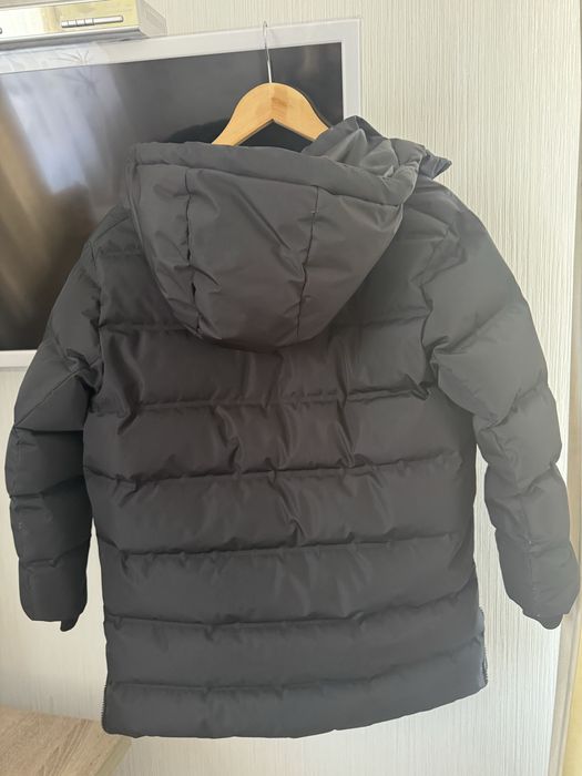 Пуховик zara 140 ріст 9-10 років