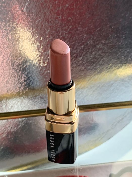 Bobbi Brown szminka beige 2