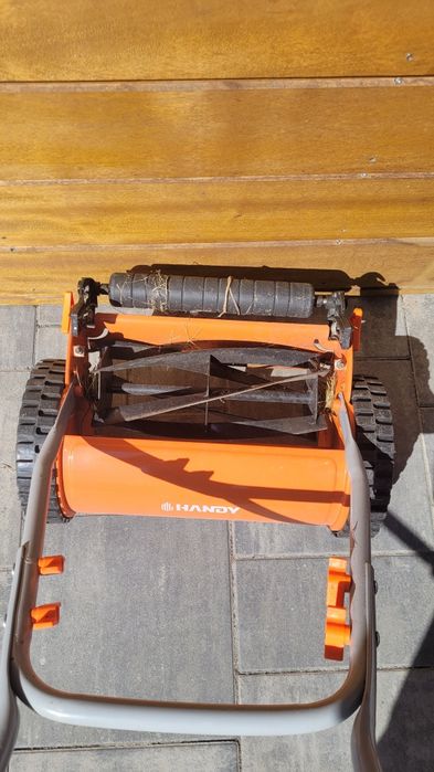 Podkaszarka kosiarka  ręczna handy