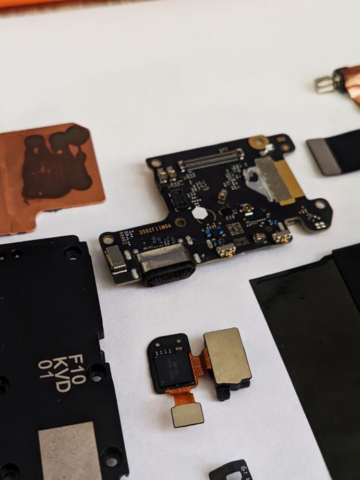 Xiaomi MI9 T (Mi 9T) запчастини