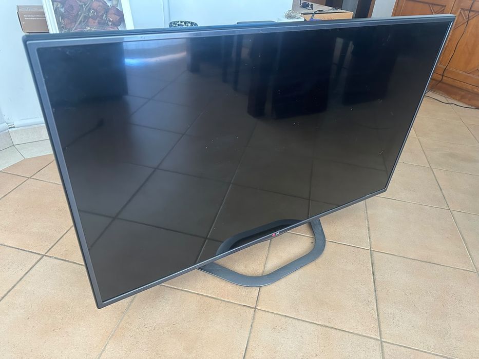 Televisão 47 polegadas Avariada