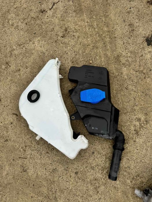 Бачок омивача Audi A6 c7 2011-2018