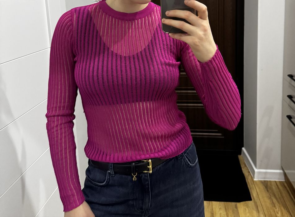 Лонгслів Напівпрозорий лонгслів , ажурної в'язки в кольорі magenta