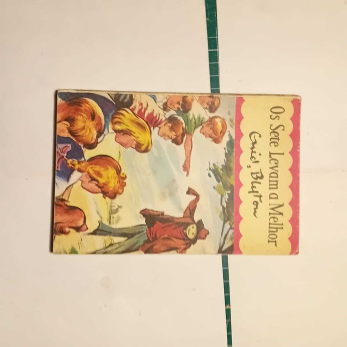 Coleção "Os Sete", Enid Blyton (13 vol.)
Vol. 2 e 9 em falta.