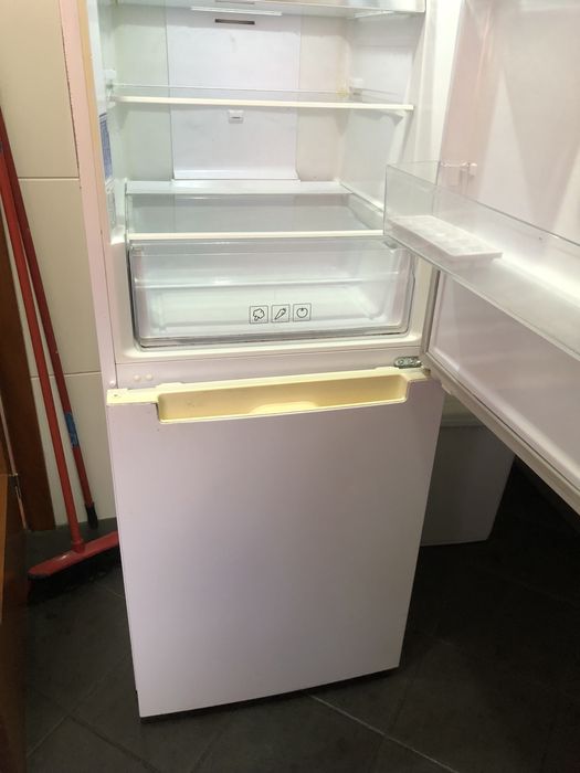 Frigorifico combinado marca Samsung