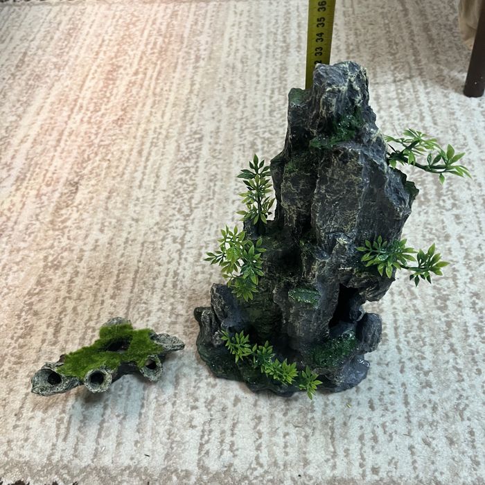 Продаю декор в аквариум