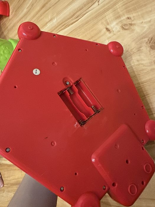 Мультибокс. Бізі-куб інтерактивний музичний.