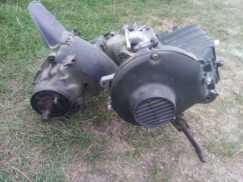 Двигун  скутера Suzuki sepia.