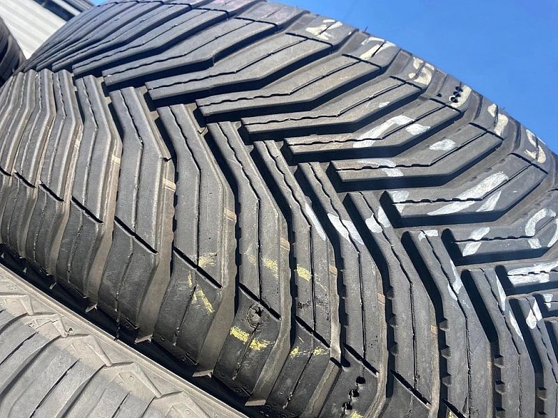 215/45/18 Michelin CrossClimate_6,2mm_2szt_(518)