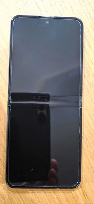 Samsung Z Flip5 5G 512GB - Desbloqueado - Dual Sim