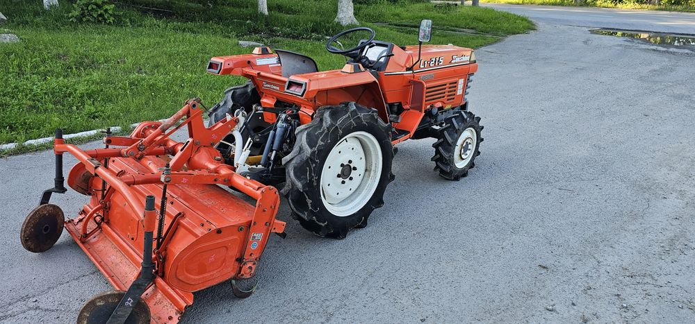 Kubota L1 215 мінітрактор Трактор Японський