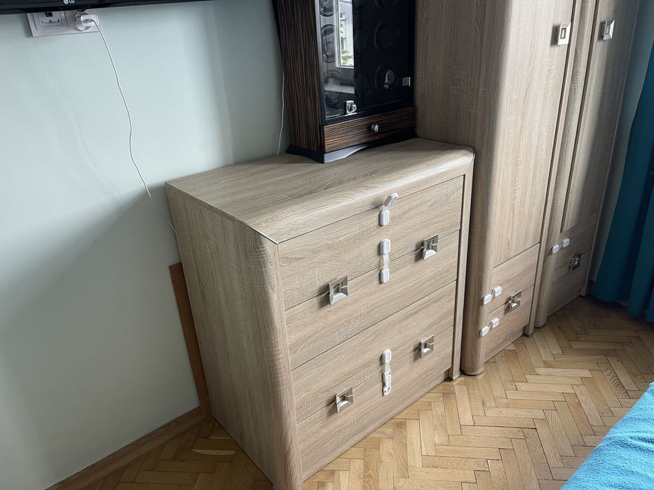 Komplet mebli do sypialni