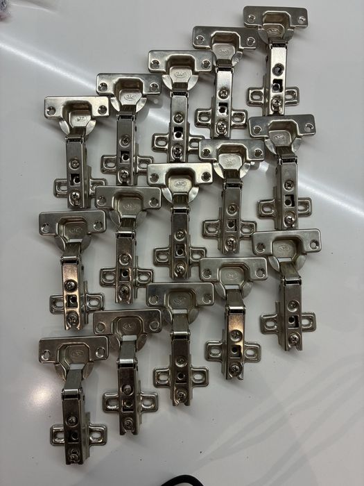 Dobradiças para armário