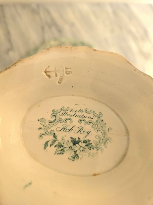 Molheira inglesa antiga Davenport – Scott’s Illustrations 1830 a 1850