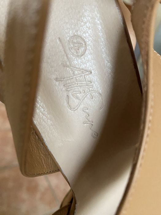 Sandały skórzane beżowe na platformie rozm. 35, obcas 10,5 cm