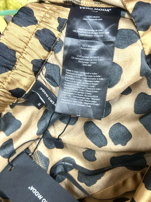 Юбка шёлк- атлас, леопардовый принт, VERO MODA, элегантного кроя