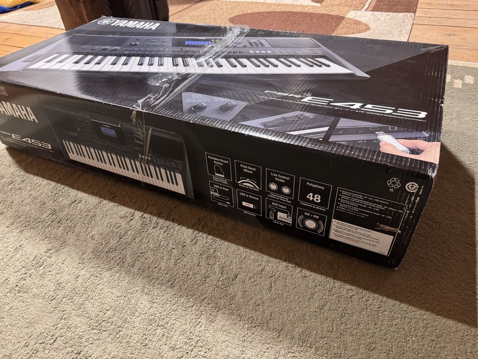 Синтезатор Yamaha PSR - E 453