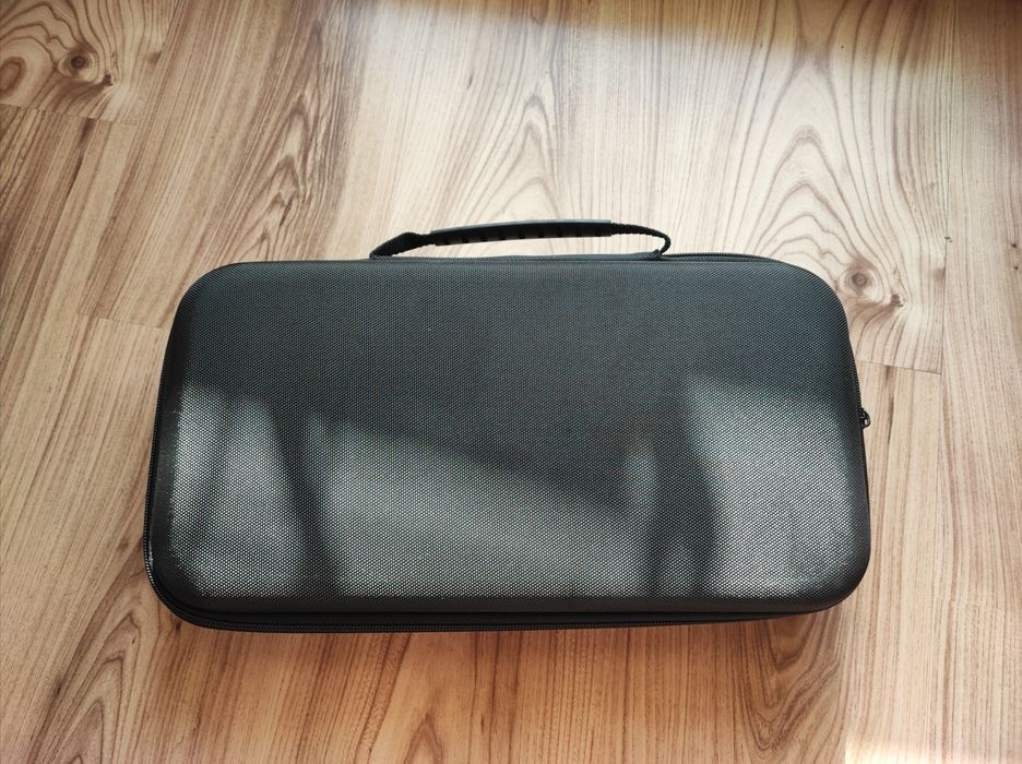 Pokrowiec twardy etui futerał do audio sprzętu albo coś innego