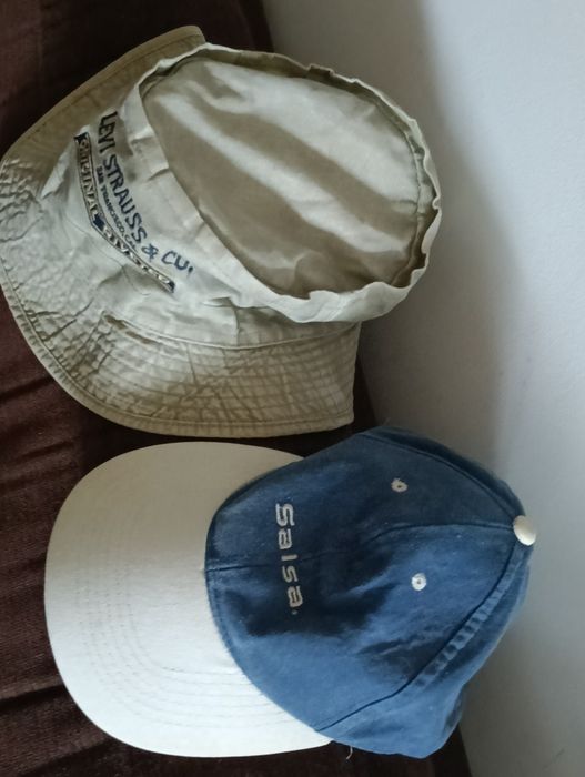 Chapéus vintage ( Levi's Strauss e Salsa)