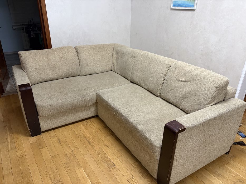 Продам диван дешево