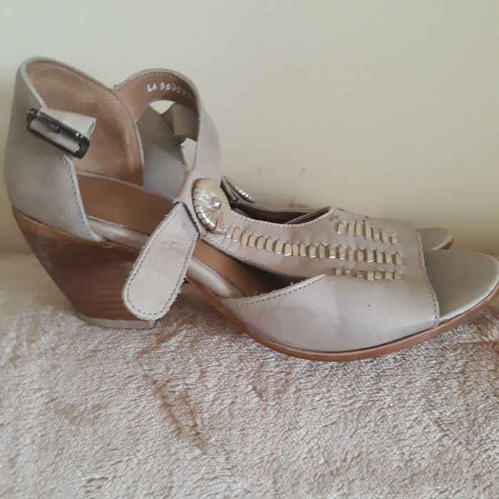 Buty ze skóry naturalnej