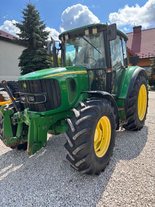 Ciągnik rolniczy John Deere 6320