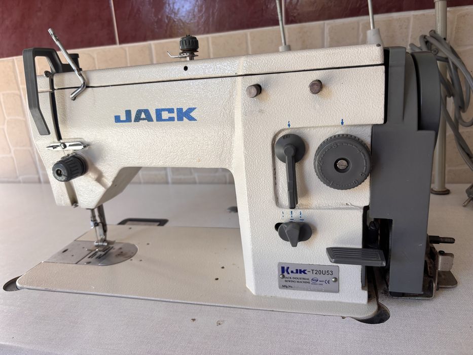 Maquina de costura industrial