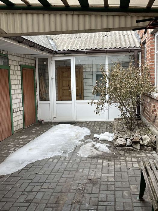 Сдам 1/2 дома в Мерефе