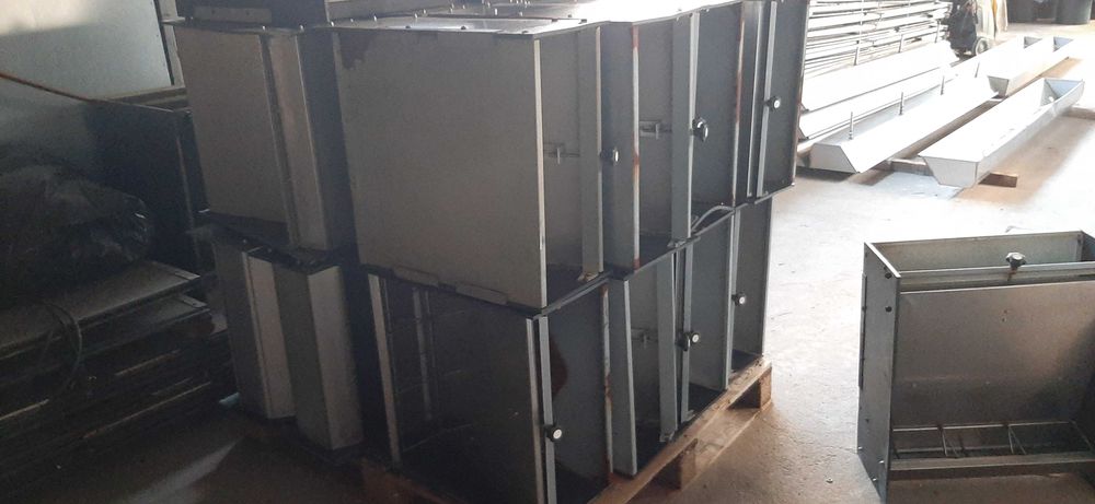 Karmik Paśnik skrzynkowy warchlak na odchowalnie dla trzody kwasówka