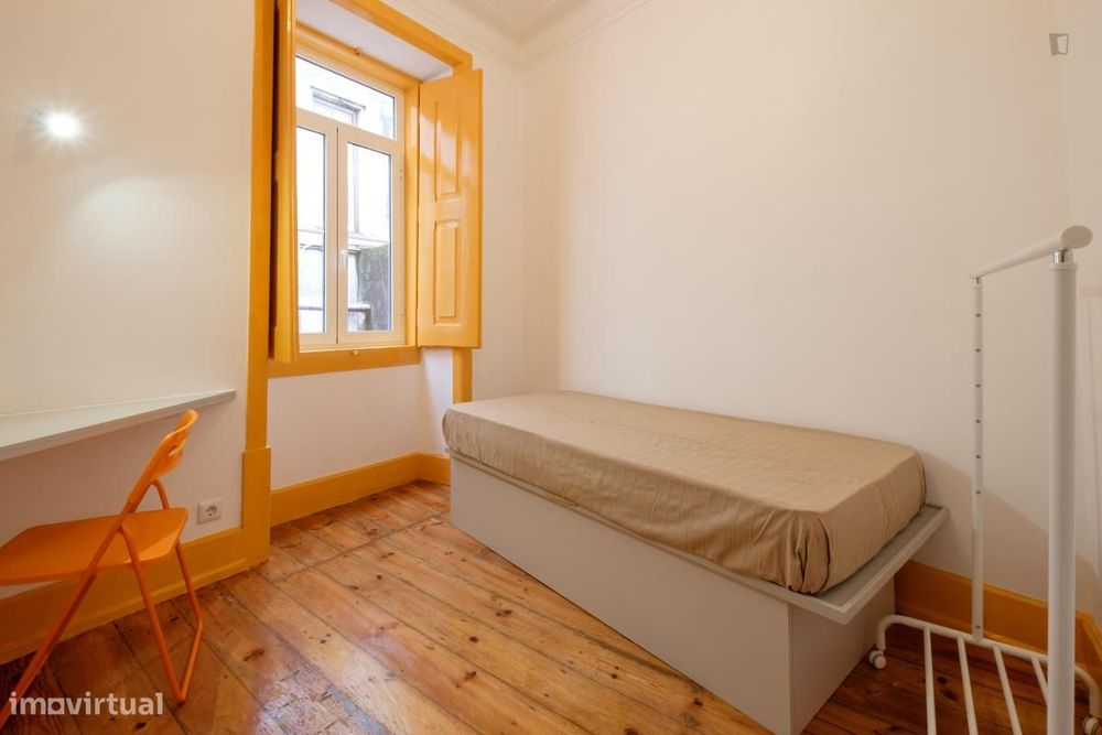 Quarto - localizado em Baixa Coimbra